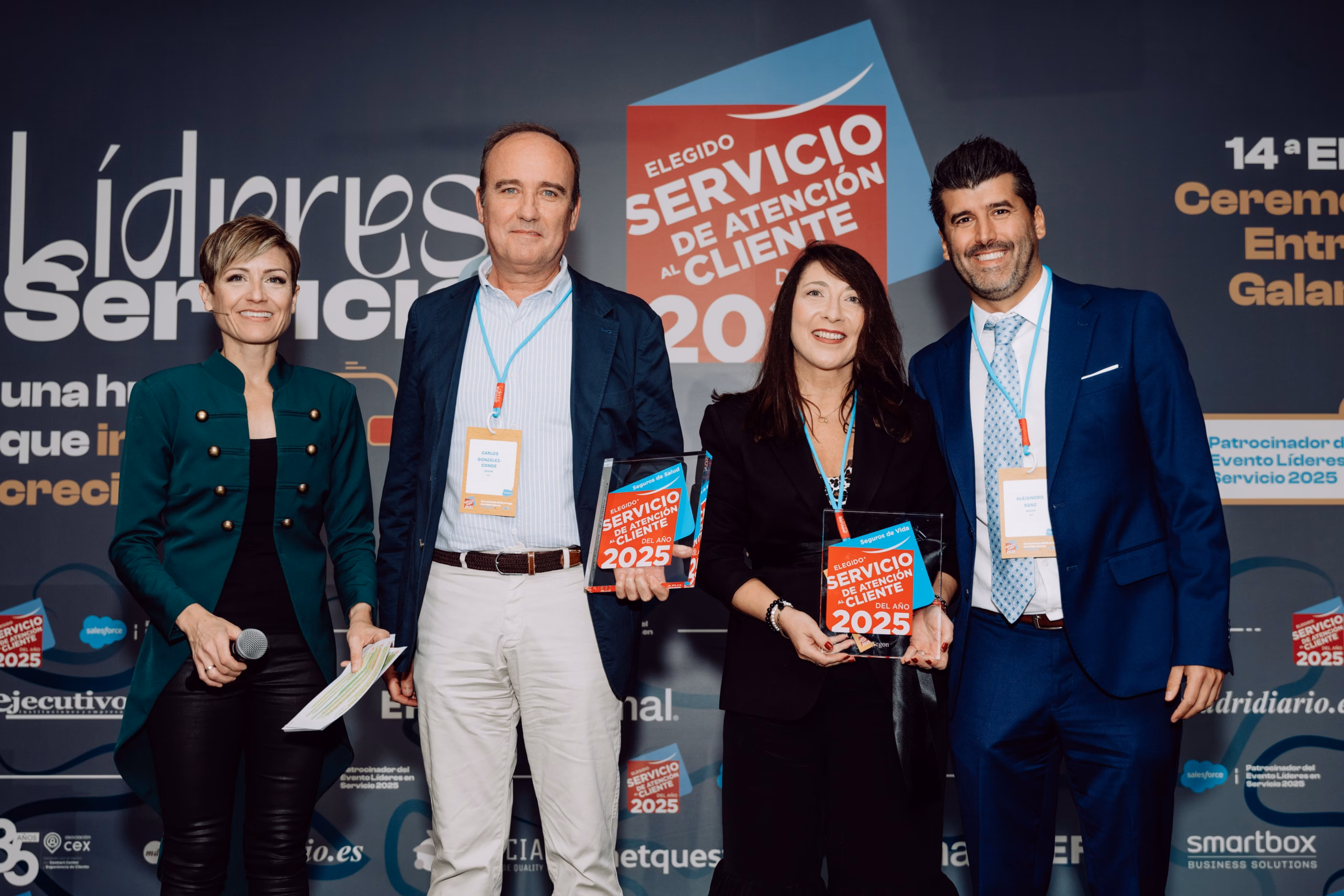 Aegon recibe, un año más, el galardón al servicio de atención al cliente del año